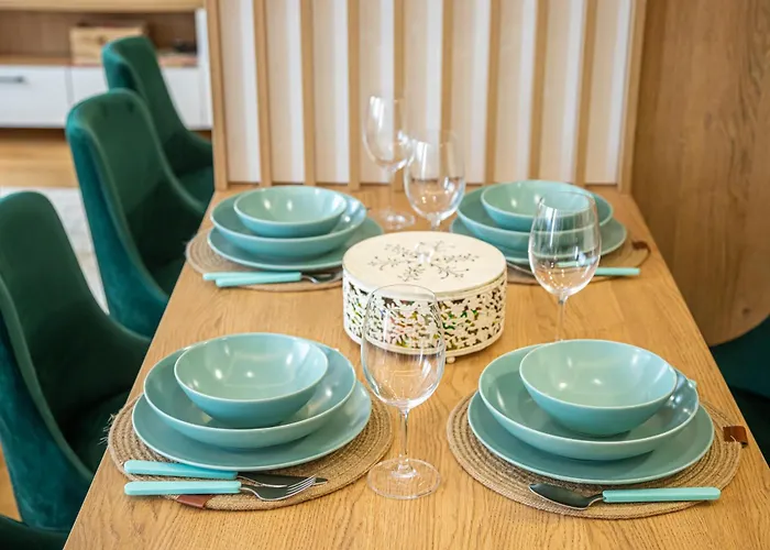 アパート Magic Mountain ズラティボール