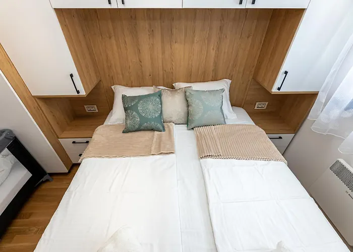 Magic Mountain アパート ズラティボール